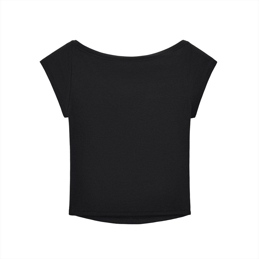 fall,womensfashion,foryou,black,metal,punk,emopunk,womenspunk